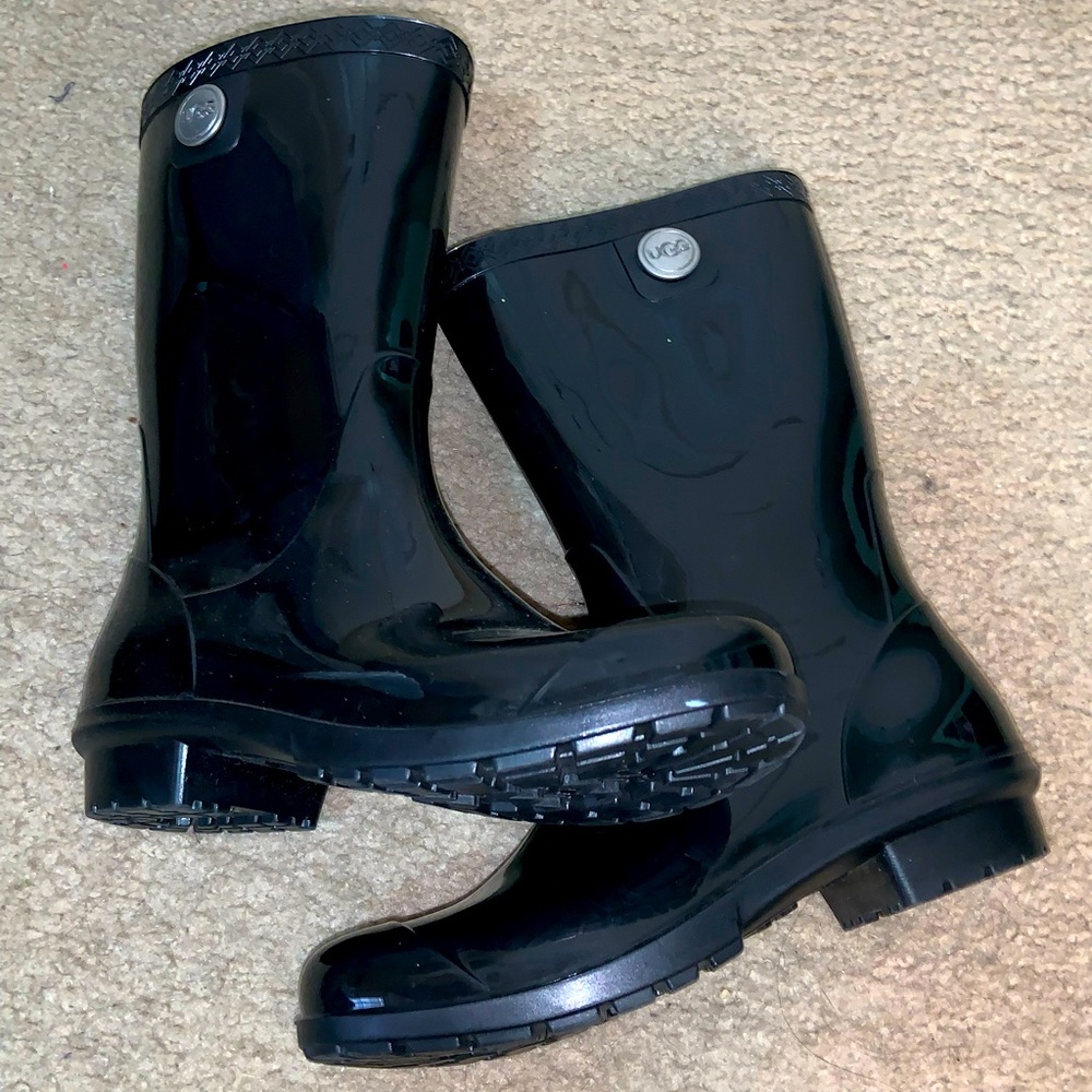 Black UGG rain boots